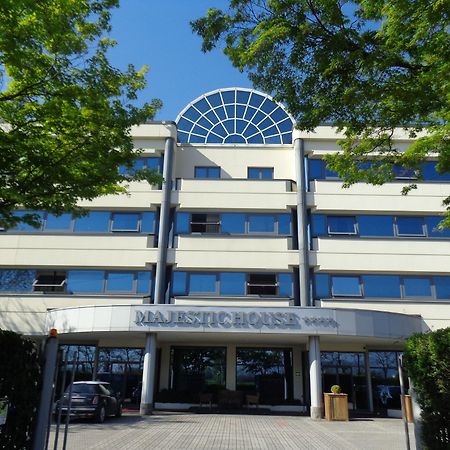 Ferretti Majestichouse Hotel Castenedolo Buitenkant foto